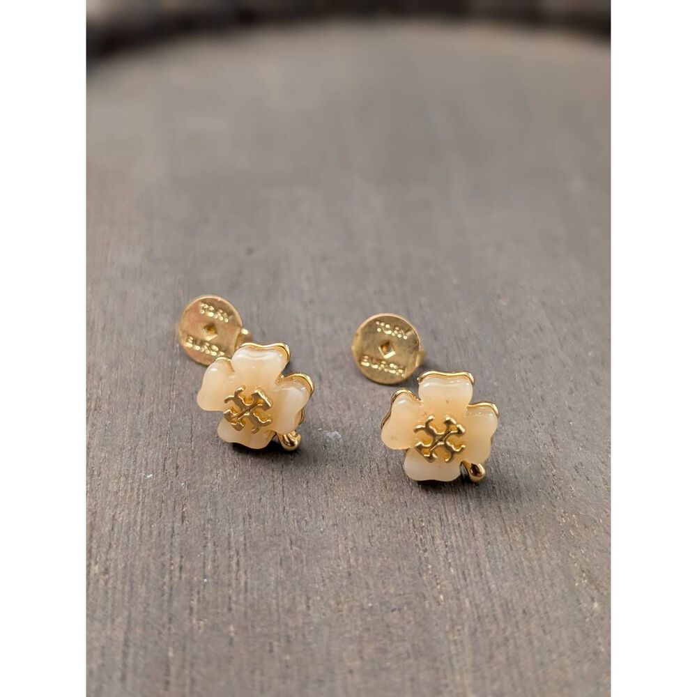 TORY BURCH Mini Ivory Resin Clover Stud Earrings